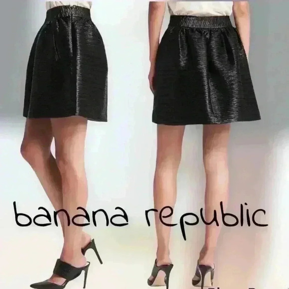 BANANA REPUBLIC Black Vegan Quilted Faux Leather Mini Bubble Skirt size 0 - Picture 1 of 10